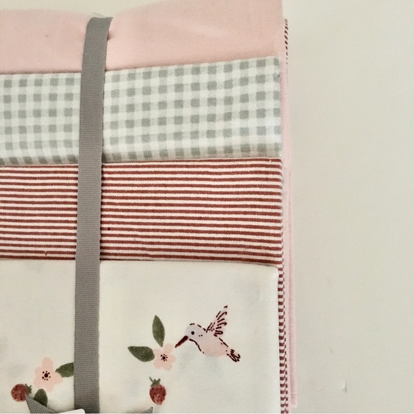 NEW Carter’s 4pk Receiving Blankets for Newborn Variety of Prints Pink - Picture 3 of 6